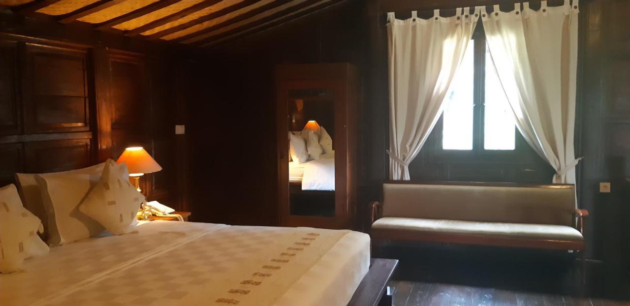 Villa Rumah Kayu Bendesa